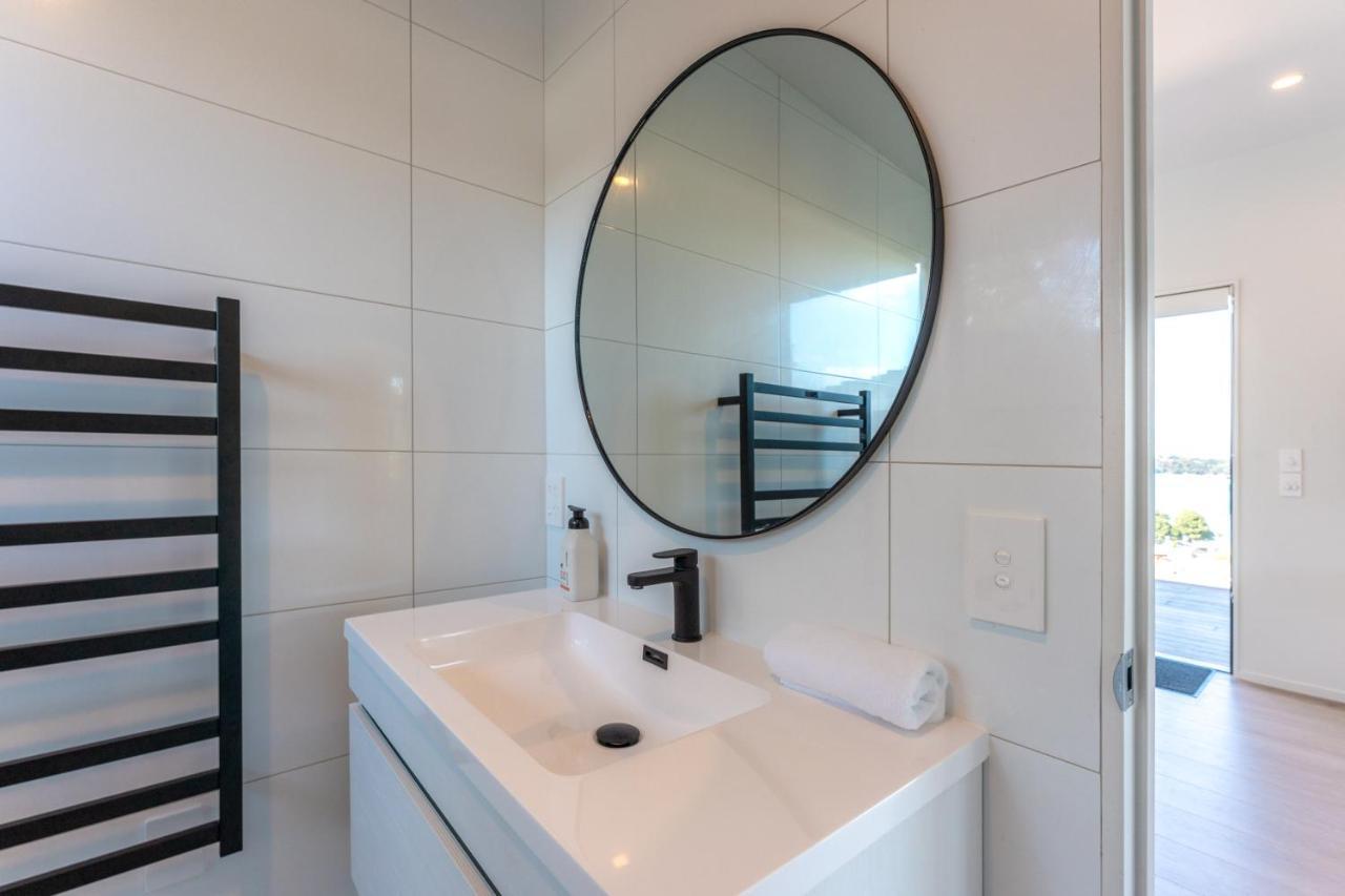 Luna Cottage. Stunning Ocean Views On Waiheke Oneroa Luaran gambar